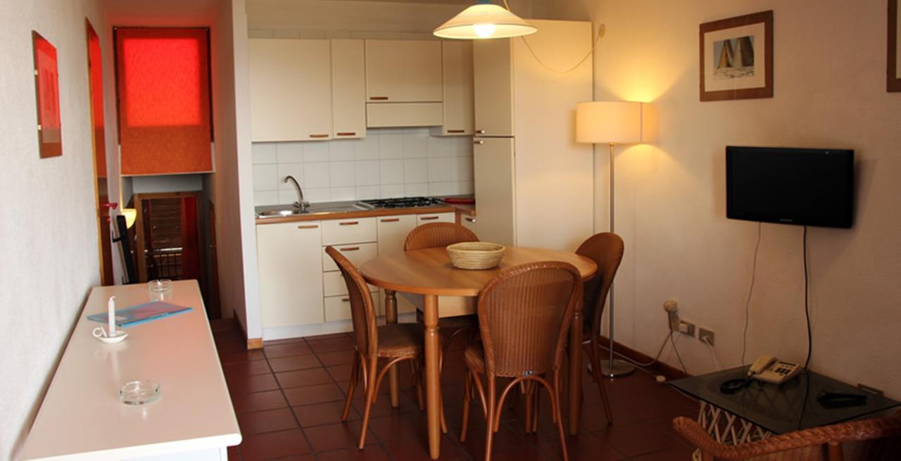 Residence Portolaconia Appartamenti カンニジョネ エクステリア 写真